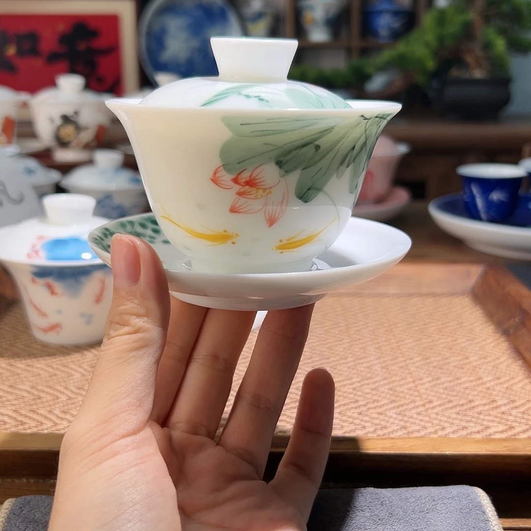 【闪购商品】手绘盖碗。