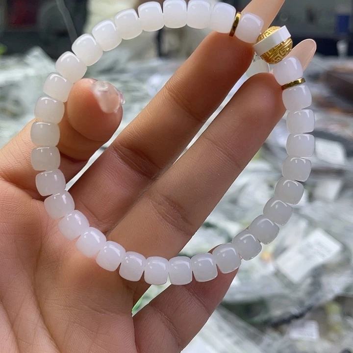 和田玉未镶嵌手串