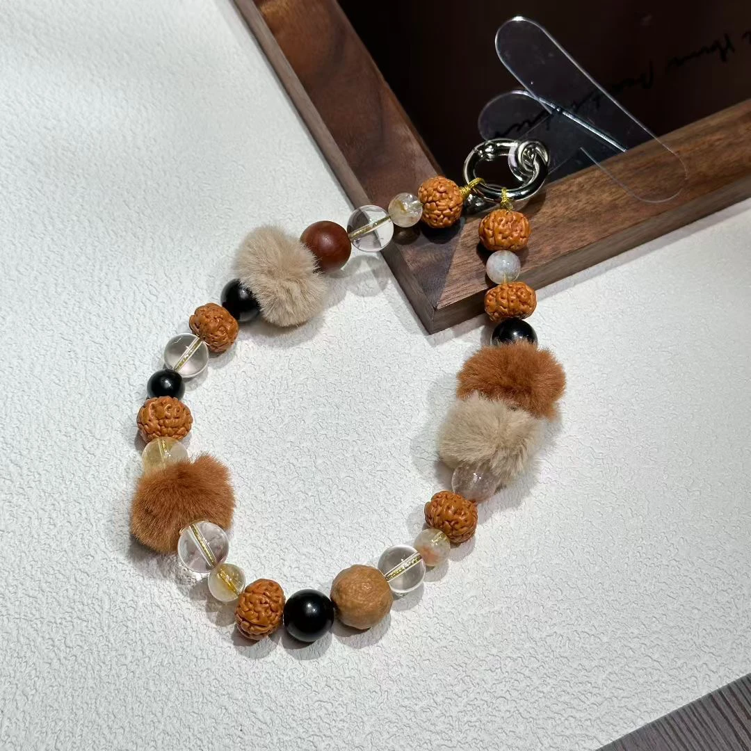 新款原创美拉德色系毛绒球菩提手机挂链可爱风挂件装饰