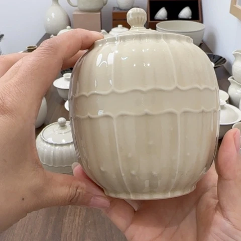 瑕疵仿古筋纹茶叶罐