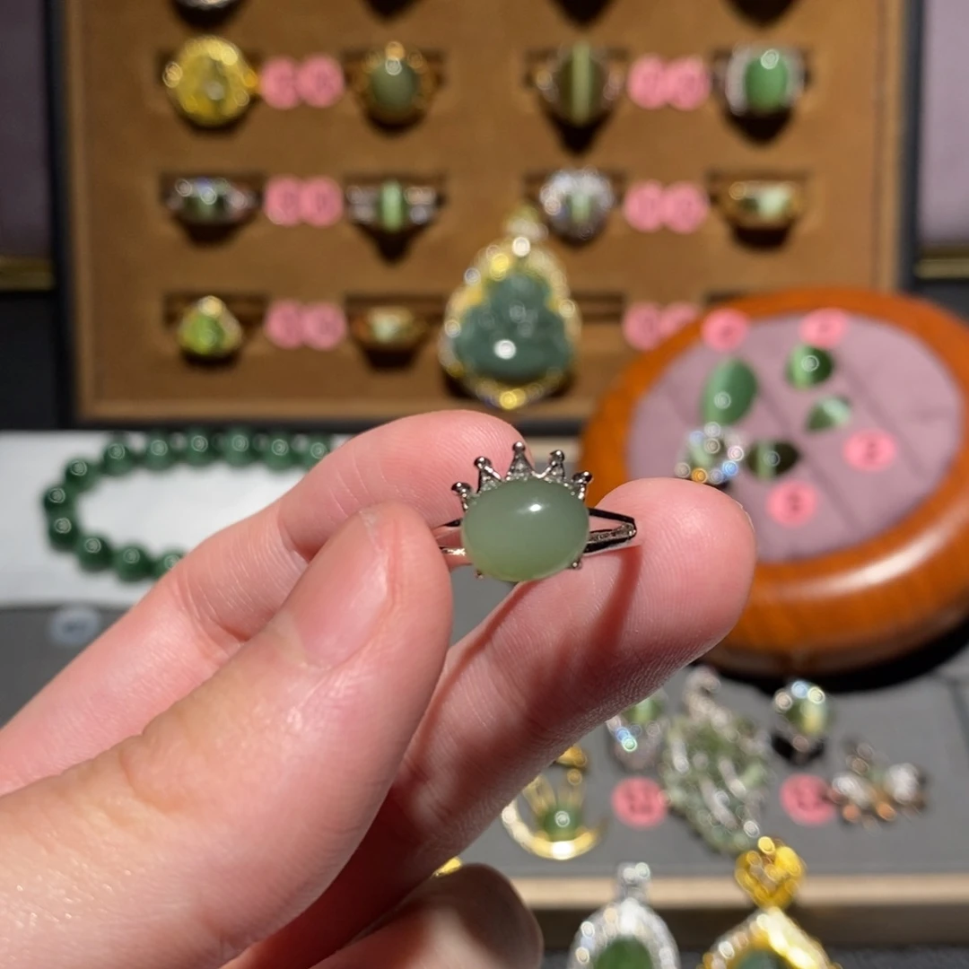 和田玉未镶嵌戒指