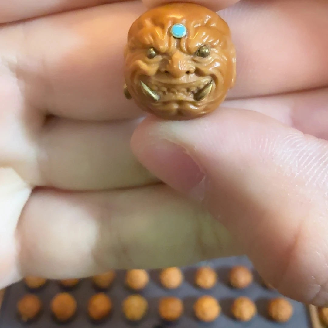吊坠猴头核桃一颗全品恶僧上下打管了