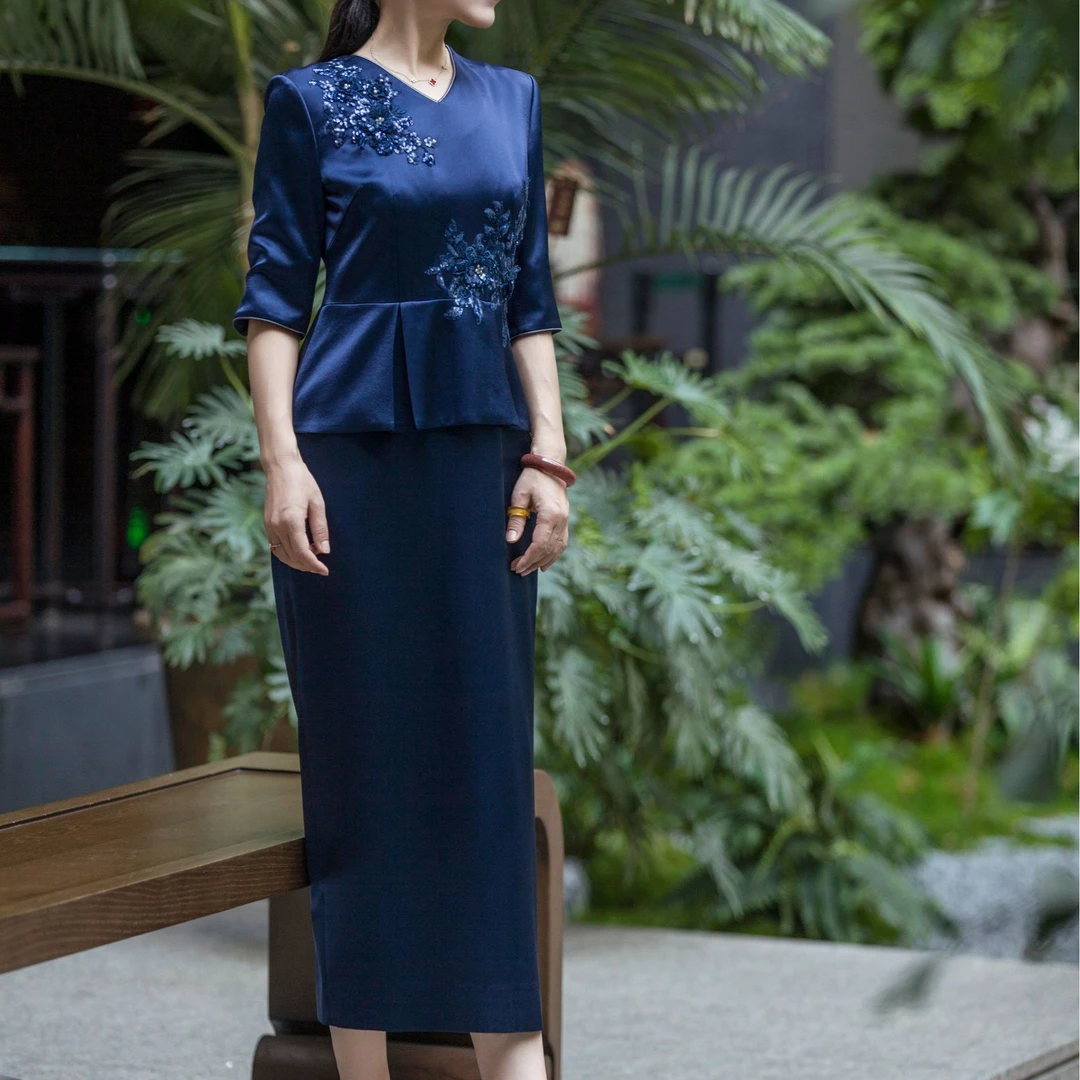 雅莲玺婚礼妈妈装假两件显瘦遮小腹修身连衣裙