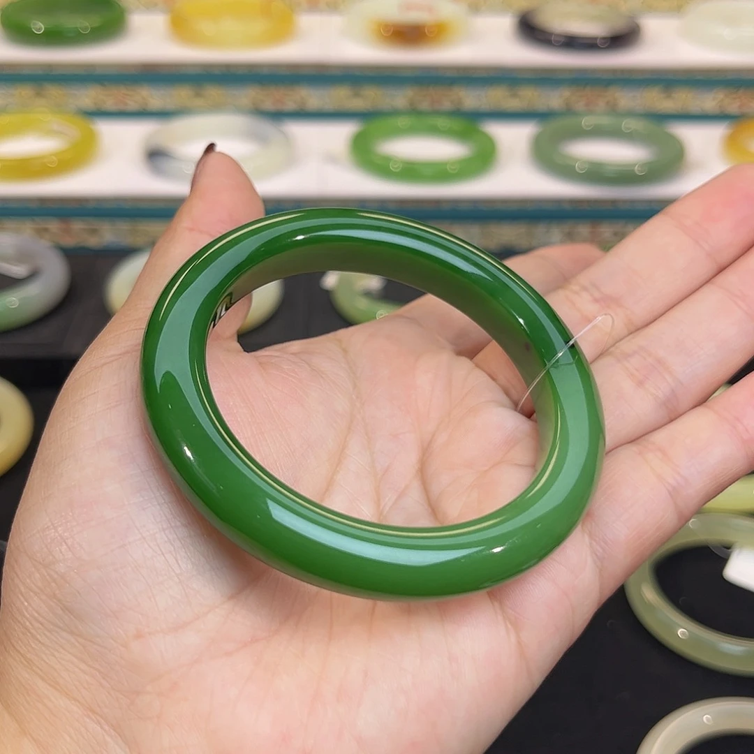 未镶嵌手镯和田玉-碧玉红油皮绿镯