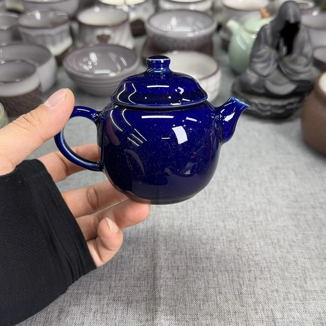 女***班茶器黄先生 正在直播