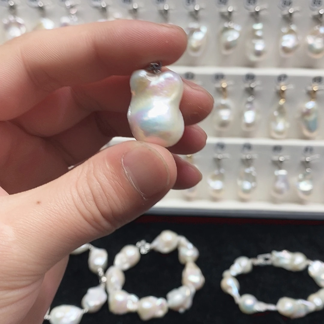 淡水珍珠颈饰未镶嵌