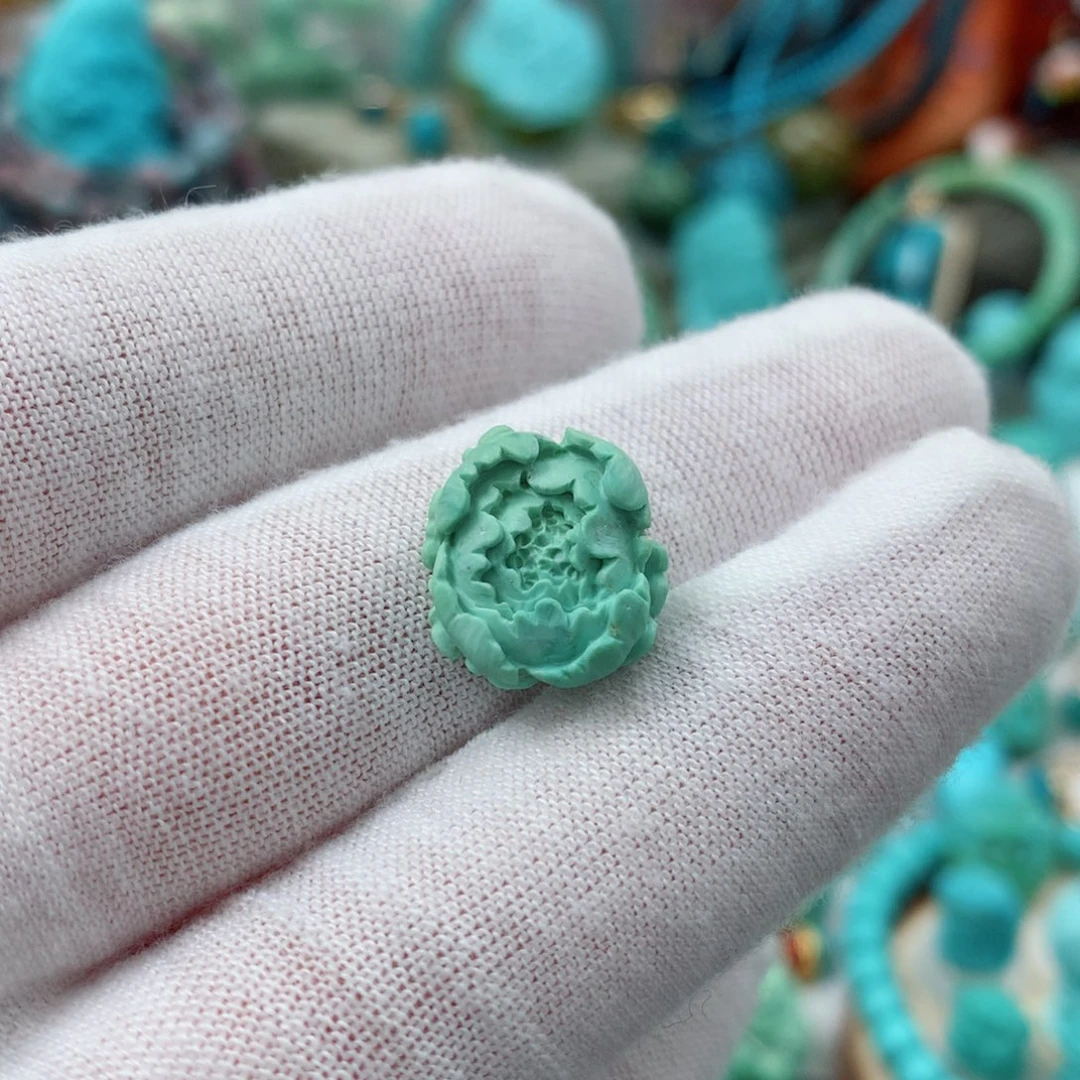 绿松石珠宝奇石18K金镶嵌