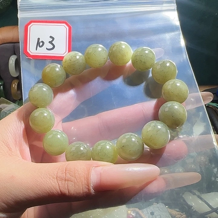 和田玉未镶嵌珠宝半成品