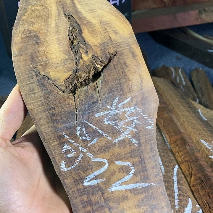 贡木蛇纹11111111