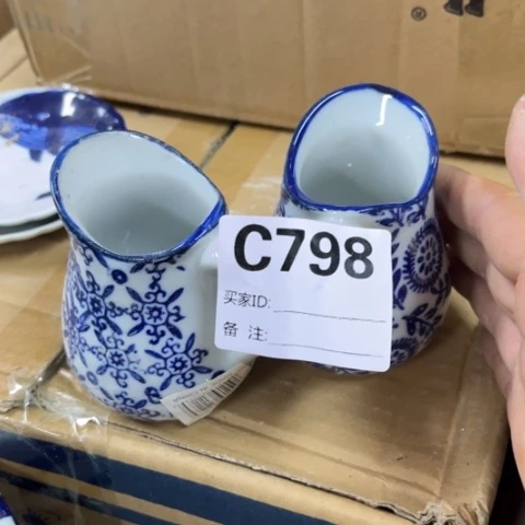 比***崔瓷片瑕疵瓷片不退不换。。。。。。。。。