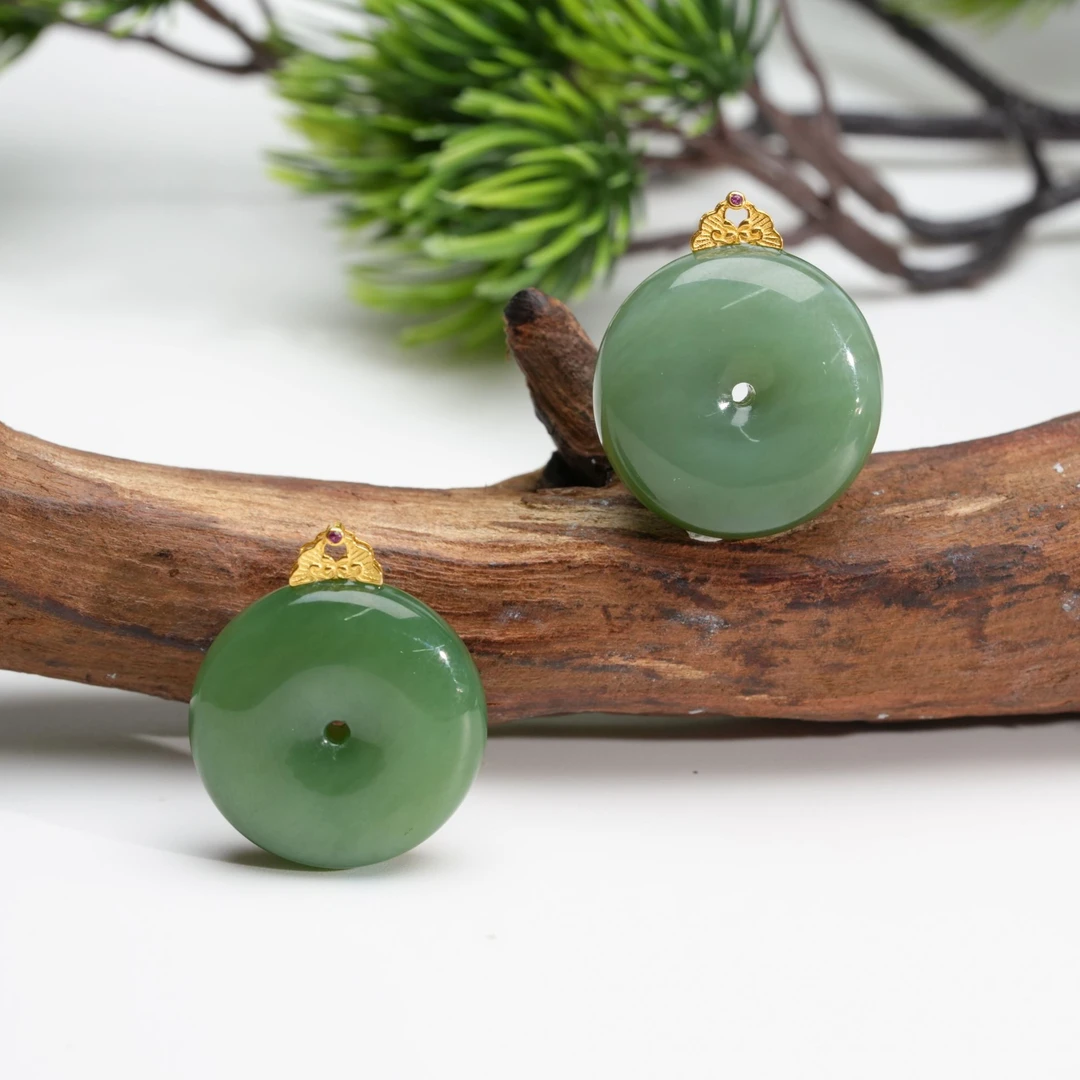 【小北严选】18K金和田玉吊坠约23*23mm【多样性发一件】-BH16X698