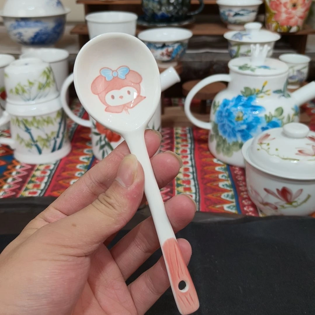 摆件景德镇手工手绘高温瓷器