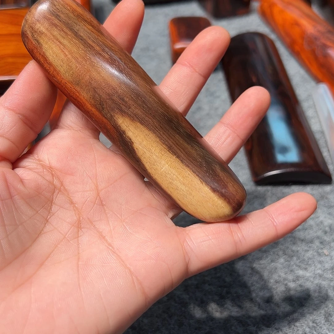 爱***者交趾黄檀（大红酸枝）