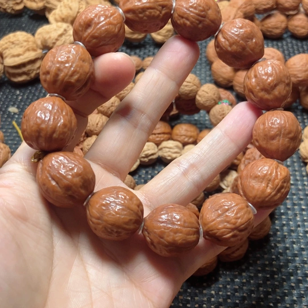 来***看吊坠文玩核桃光头金蟾