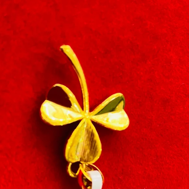 【莹莹专享】足金999 三叶草吊坠 ZP 1.13