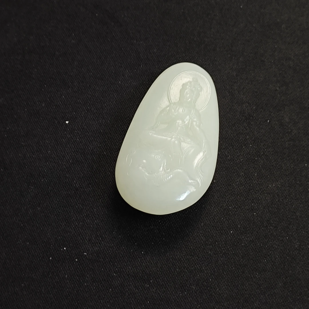 RC01040创汇期和田白玉普贤观音吊坠