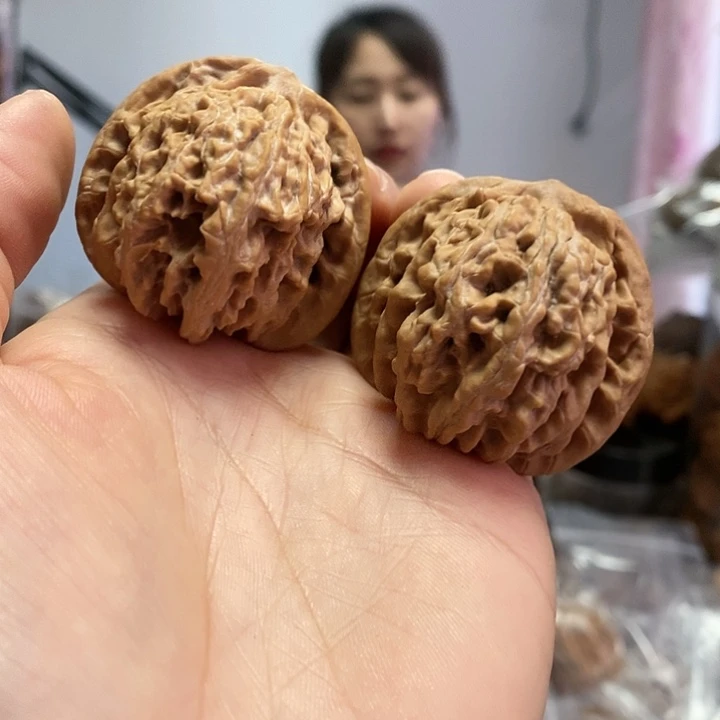 文玩核桃把件41.5霞云岭大肚子
