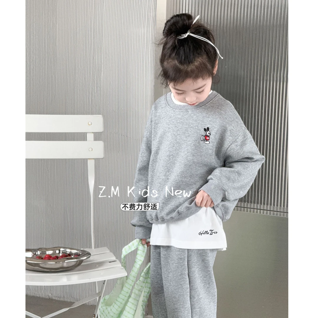 【不费力舒适】2025春洋气百搭灰刺绣米奇两件套男女童套装B-58350