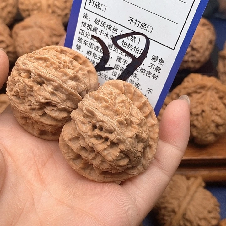 桃核吊坠尼*点白狮子头41