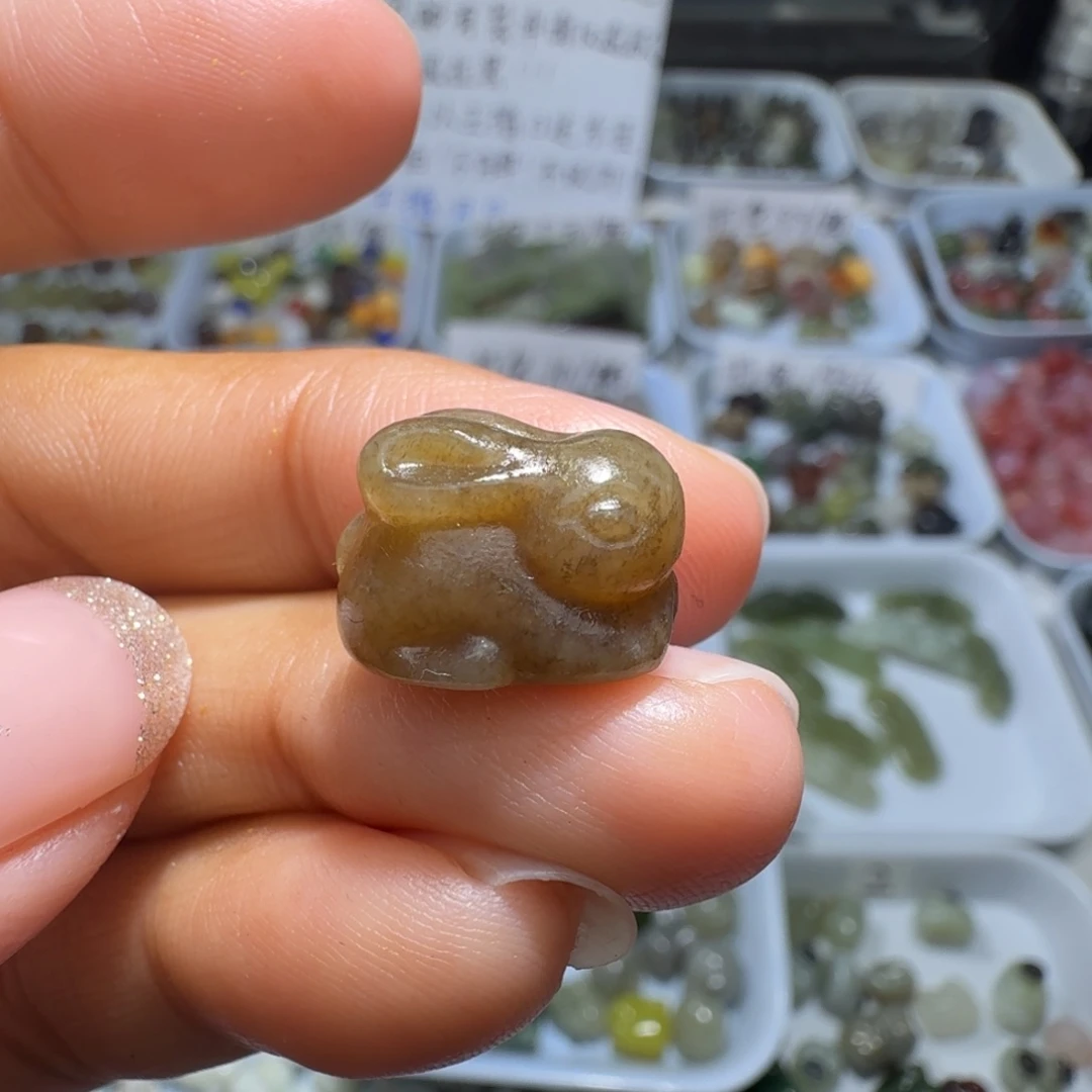 和田玉未镶嵌珠宝奇石