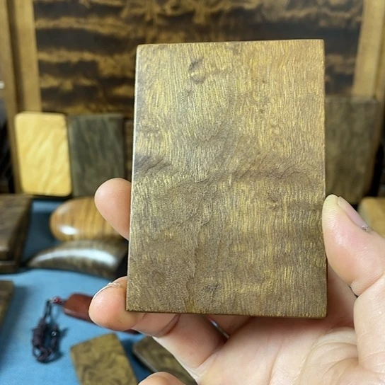 【闪购商品】花****?金丝楠阴沉木无事牌