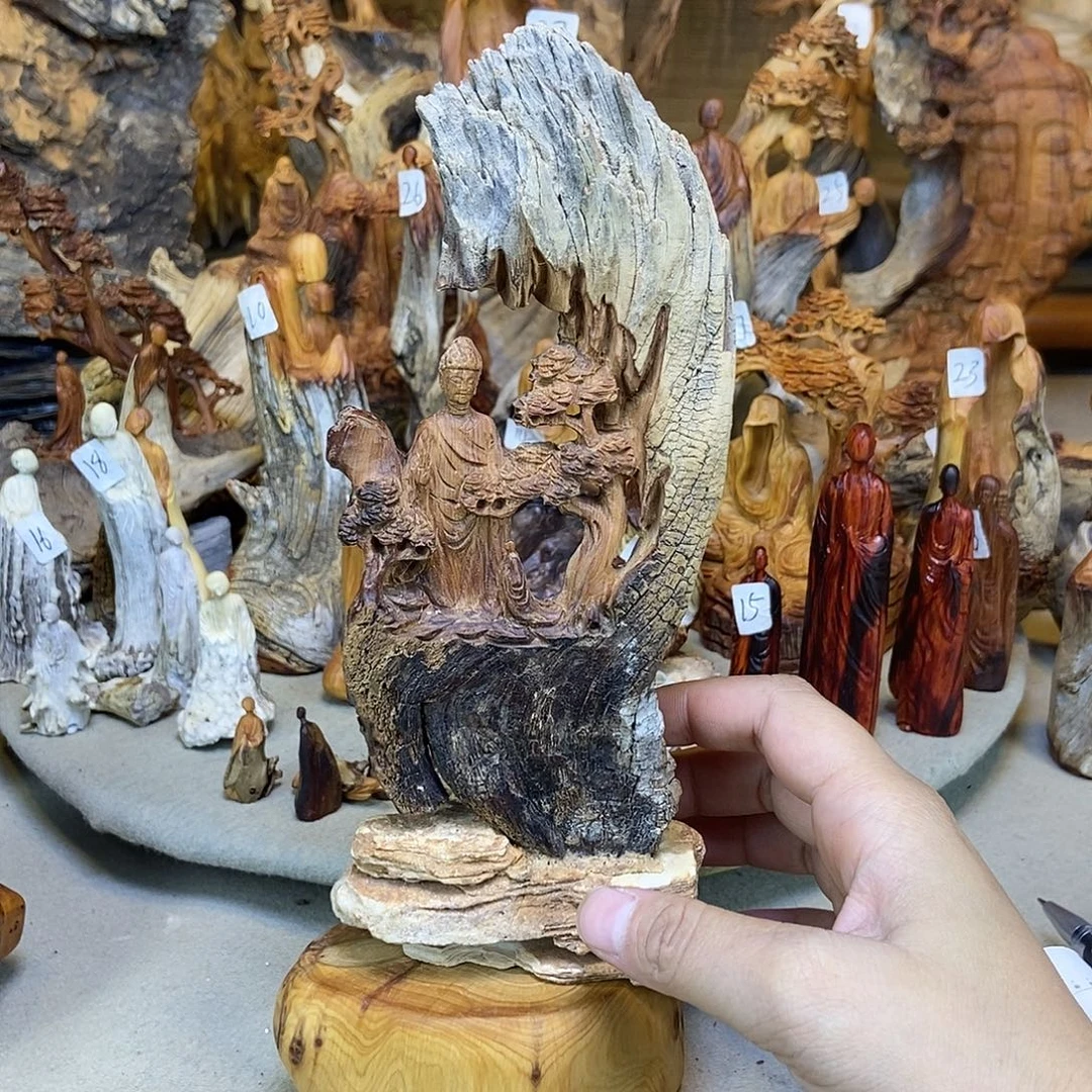 ****售柏木精品无相手把件