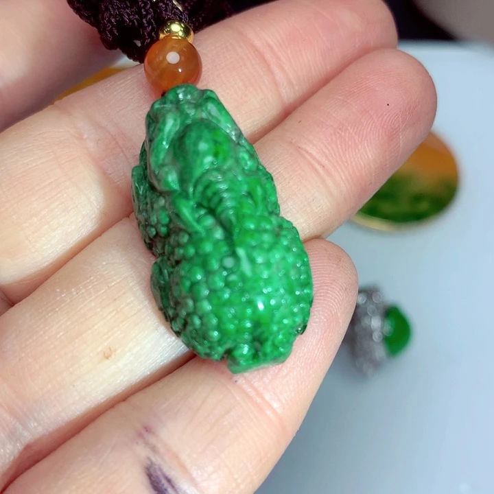翡翠吊坠(不含链)未镶嵌