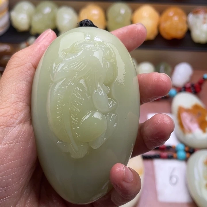 用***6石材古青石手把件