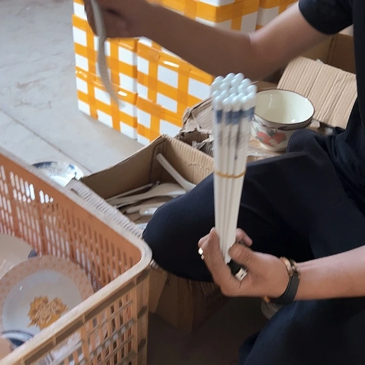 正品 荷花陶瓷筷子10双送1支陶瓷饭铲