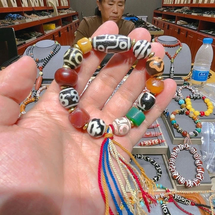 未镶嵌玛瑙/玉髓珠宝奇石