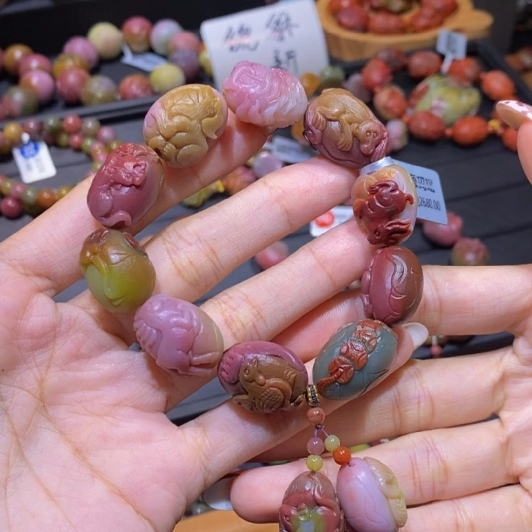 【闪购商品】未镶嵌手串玛瑙/玉髓盐源玛瑙。十二生肖