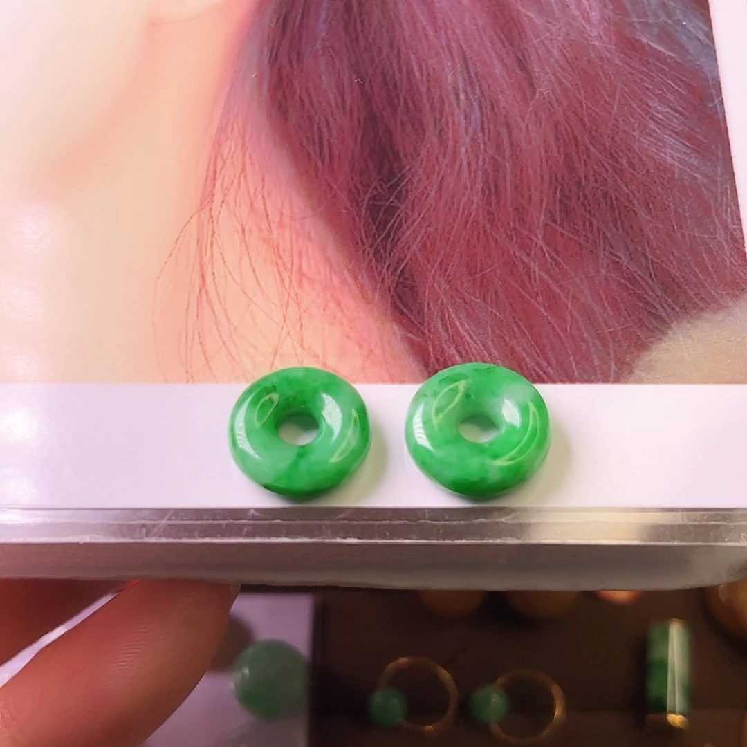 翡翠未镶嵌耳饰圈圈