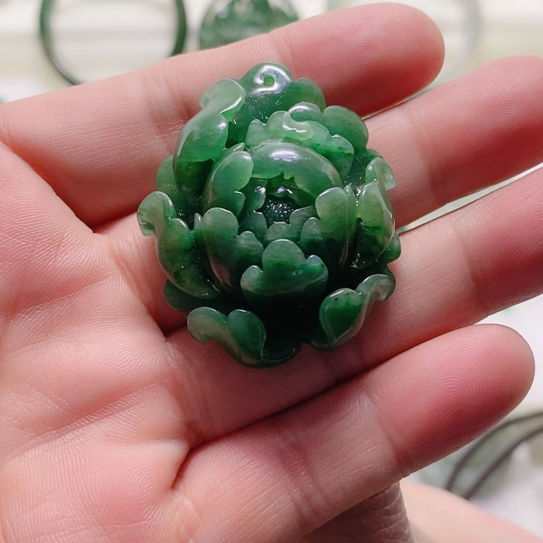 【闪购商品】独山玉挂件未镶嵌白**白