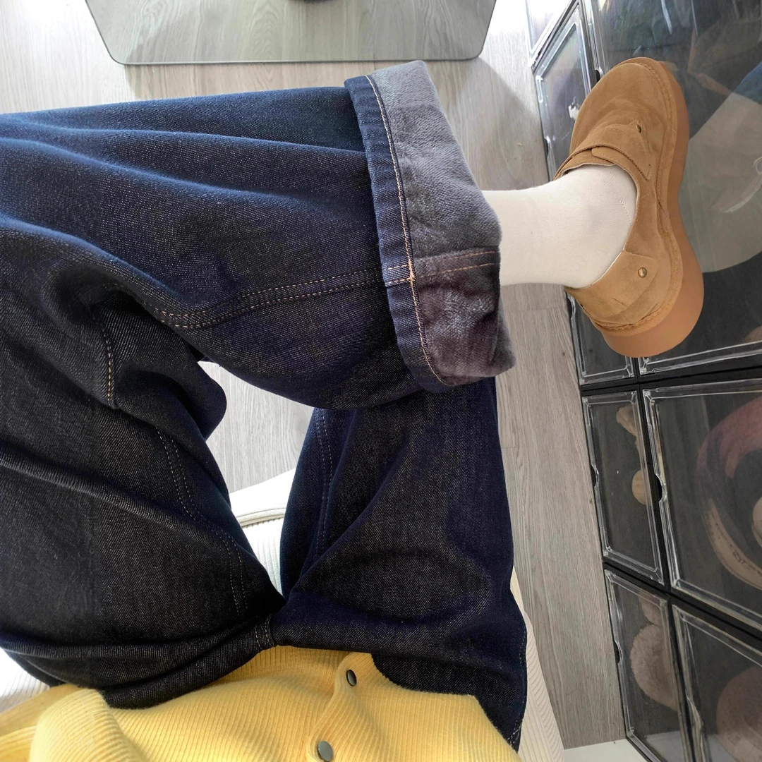 深蓝色加绒直筒牛仔裤女秋冬季高腰宽松显瘦一体绒保暖百搭阔腿裤