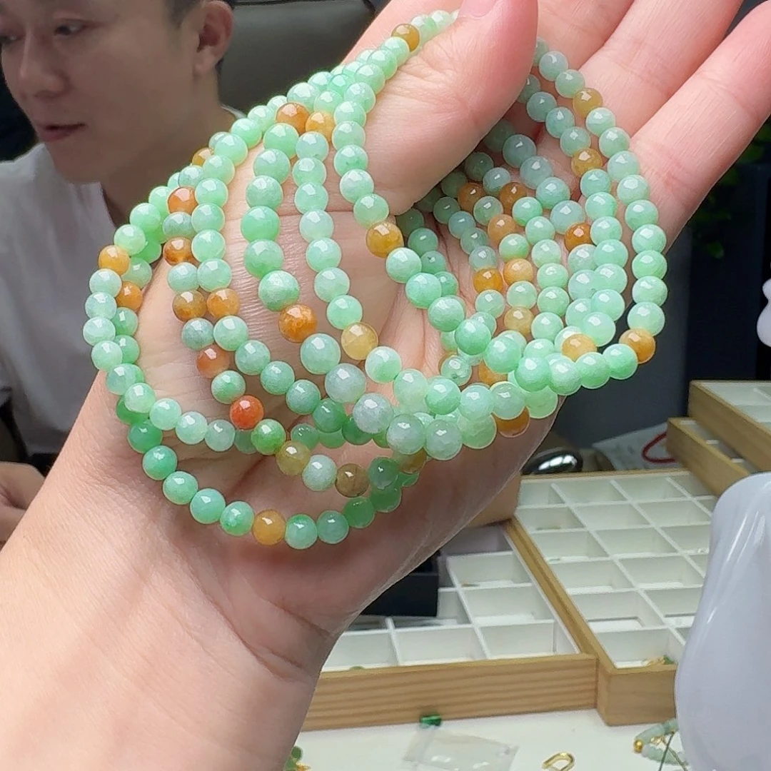 翡翠未镶嵌手链多样性发货其一