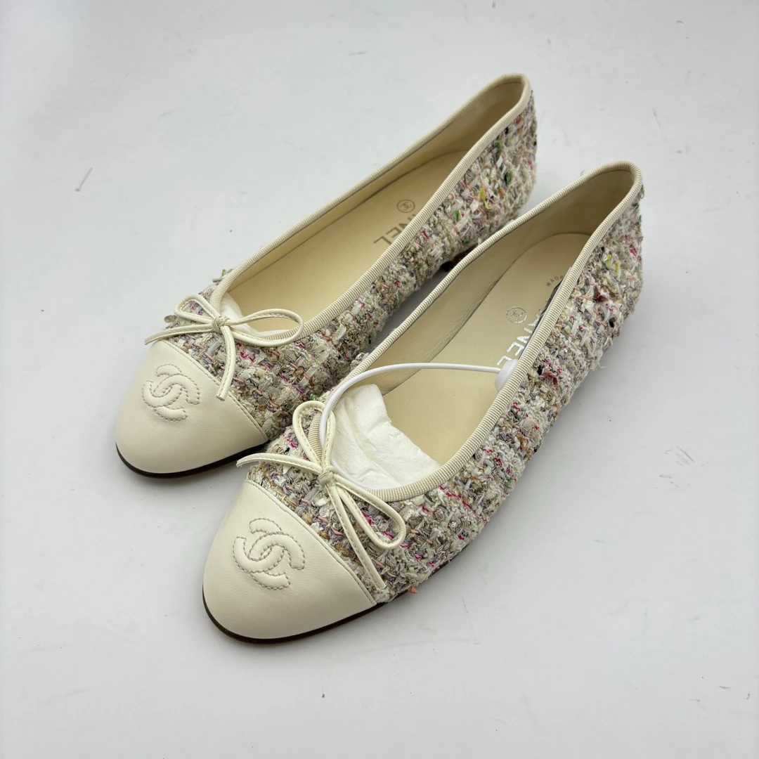 全新未使用 Chanel/香奈儿 39.5码/chanel花呢芭蕾舞鞋/鞋盒