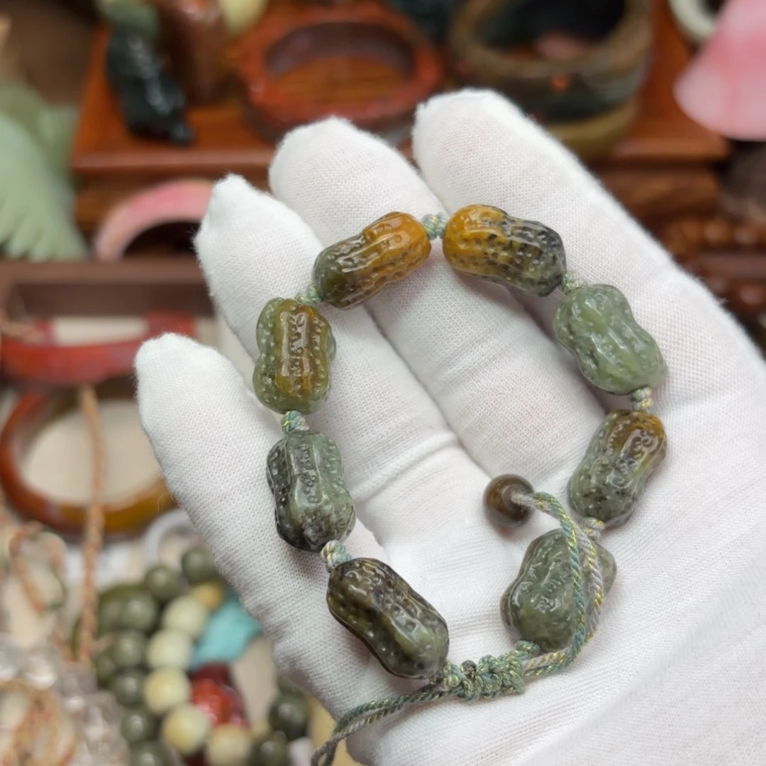 岫岩河磨玉（透闪石质玉）未镶嵌颈饰物****物