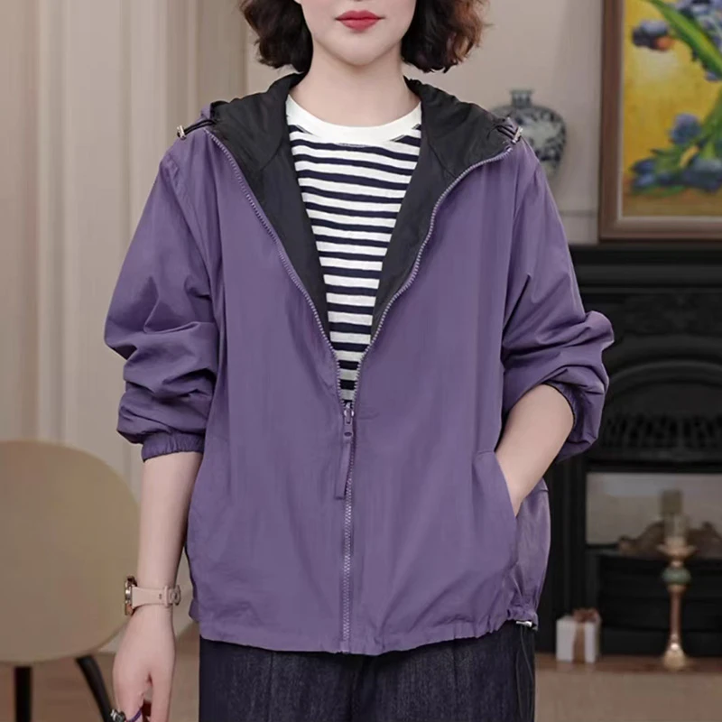 2025新款双面穿撞色冲锋衣女洋气宽松百搭连帽长袖上衣短外套ZB