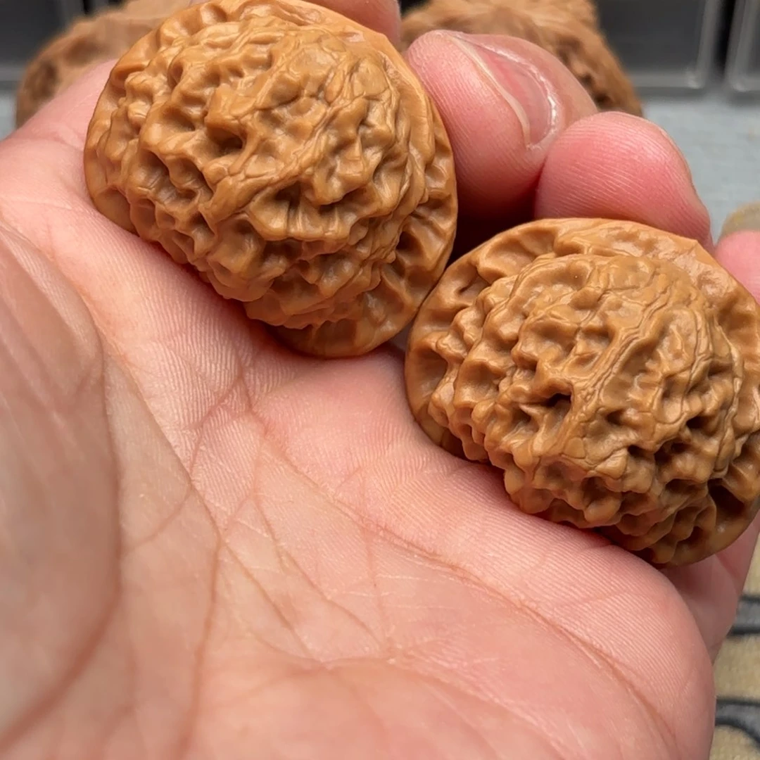 文玩核桃把件玄月38