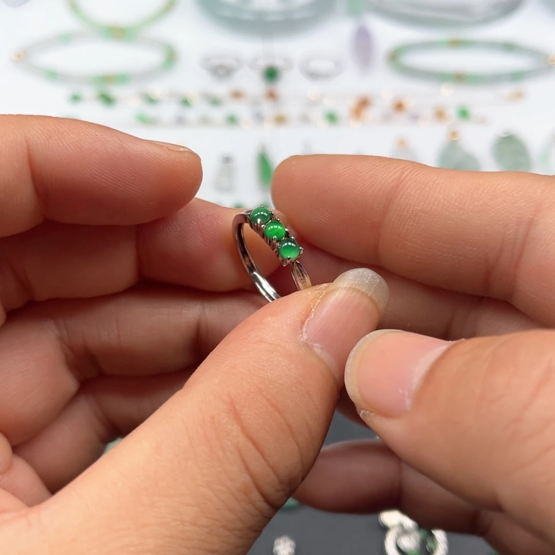 翡翠银S925镶嵌戒指福利