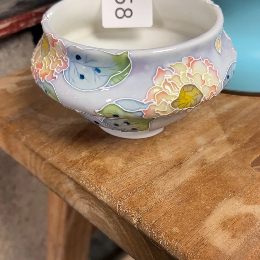 兔****658多肉花盆   1个