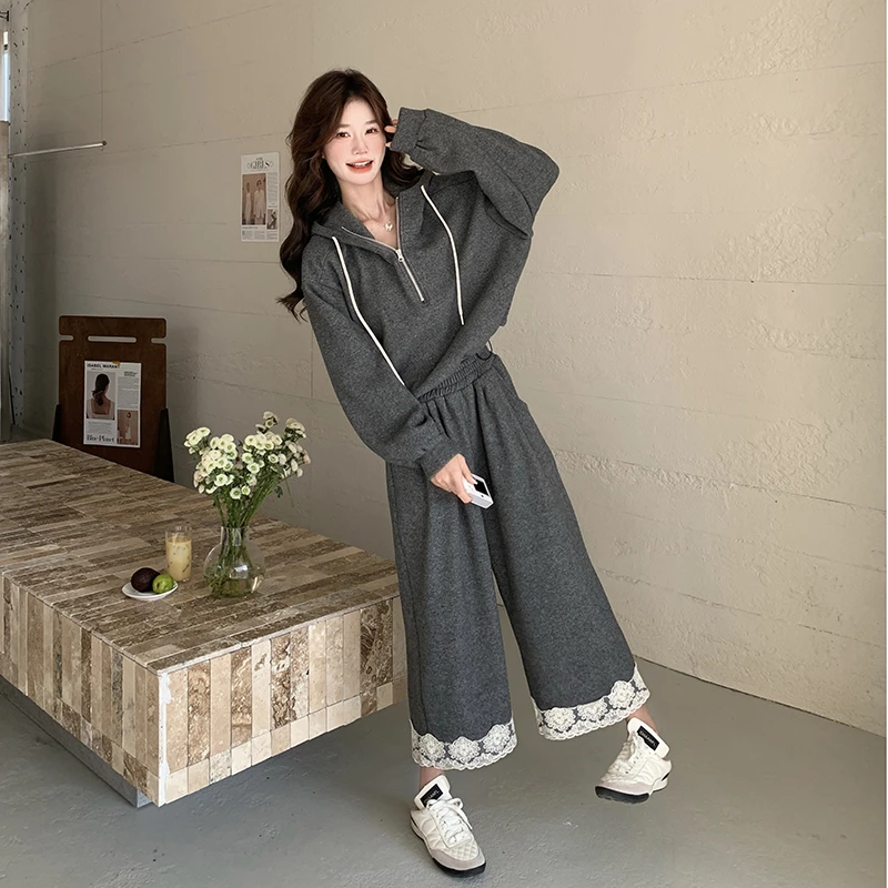 灰色韩系慵懒风连帽卫衣套装女2025春季新款蕾丝拼接休闲裤两件套