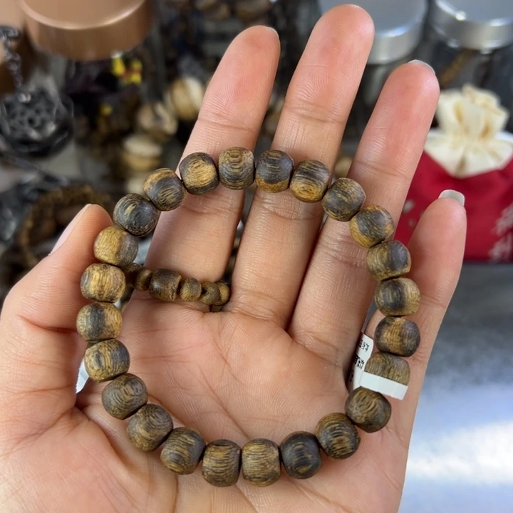 沉香沉香碎屑奇楠沉香漏油王0.95苹果珠