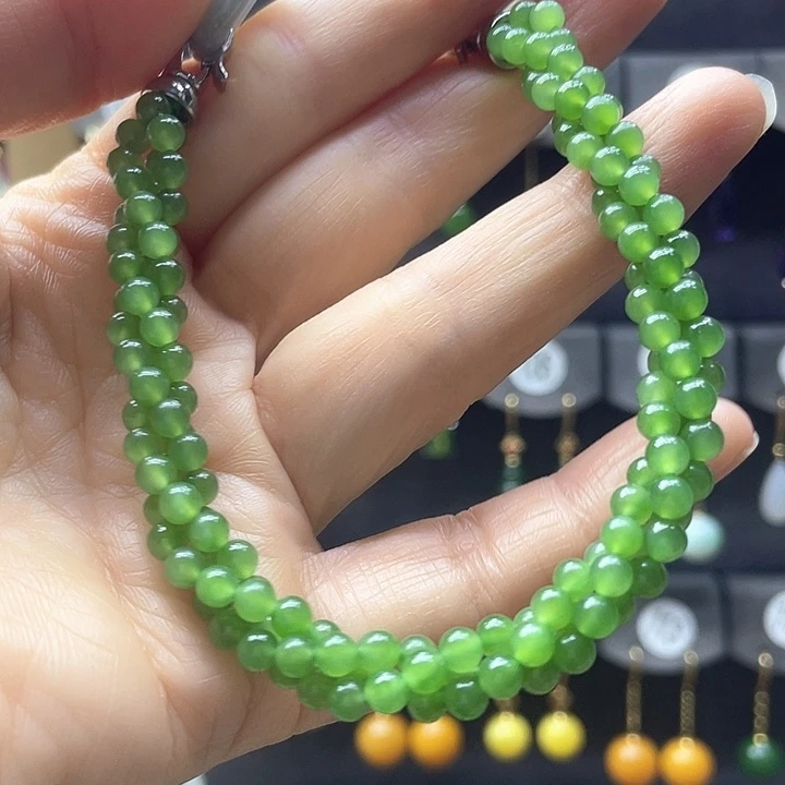 和田玉未镶嵌耳饰