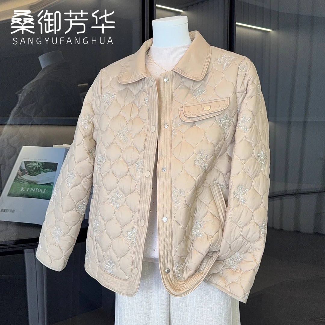 时尚妈妈秋装翻领菱格轻薄棉服2025新款中老年人女装洋气夹棉外套