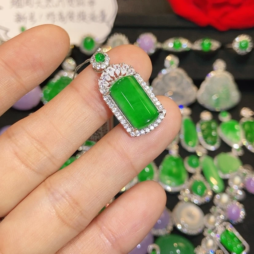 【闪购商品】翡翠未镶嵌颈饰天然翡翠