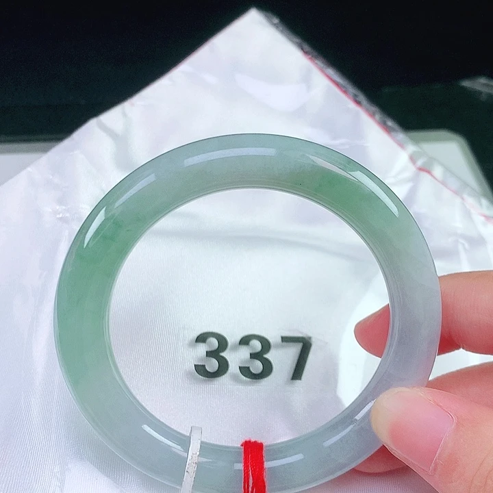 翡翠未镶嵌手镯翡翠手镯
