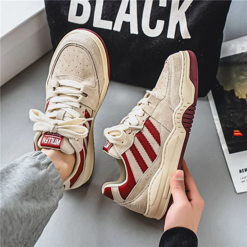 男鞋2025年春季新款低帮透气时尚百搭板鞋小众潮流复古皮面休闲鞋