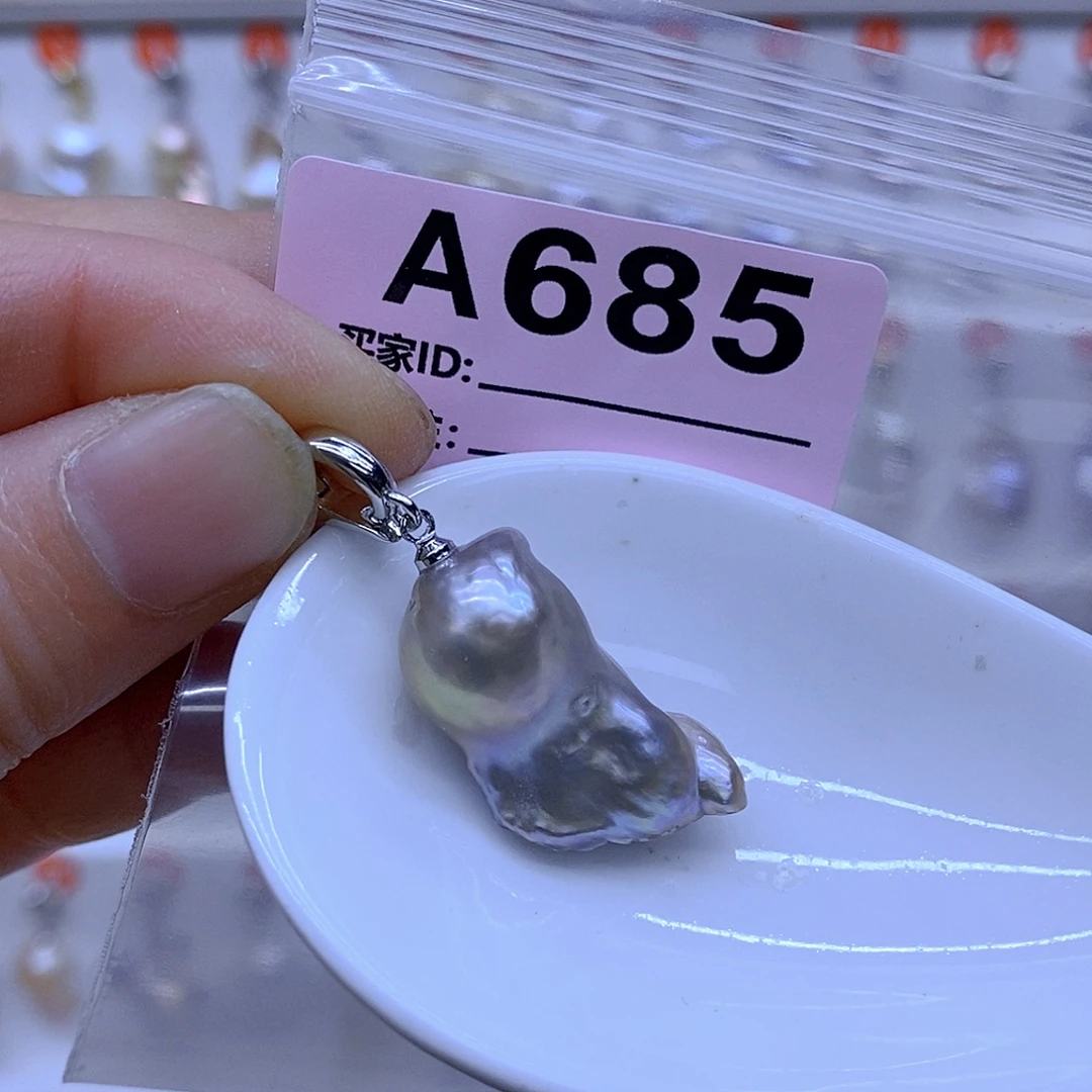 未镶嵌淡水珍珠颈饰