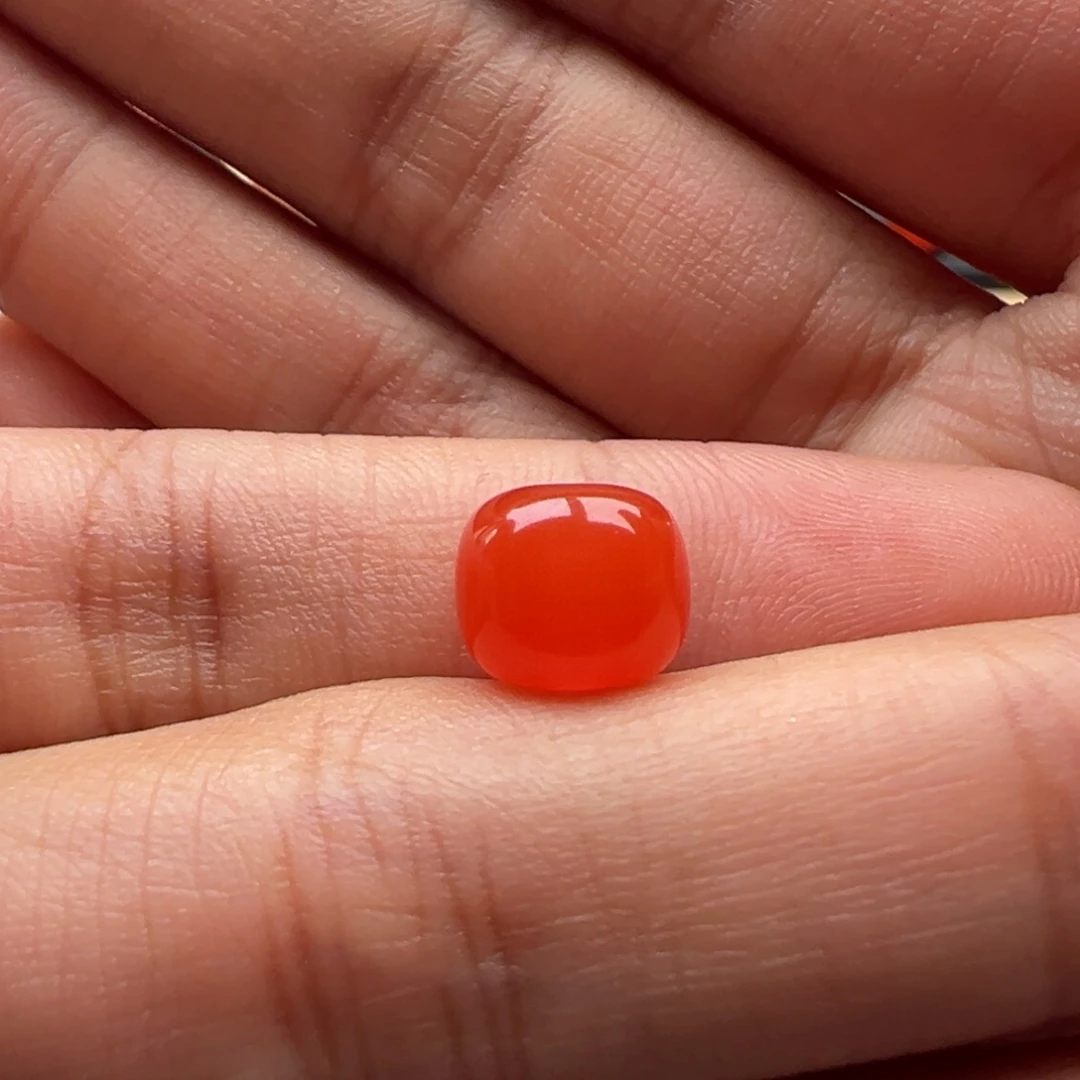 南红玛瑙老型9.2x8.0未镶嵌阳**孔皮裂